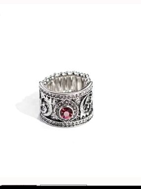 Imperial Intentions Purple Paparazzi Ornate Silver Tone Ring Center Stone